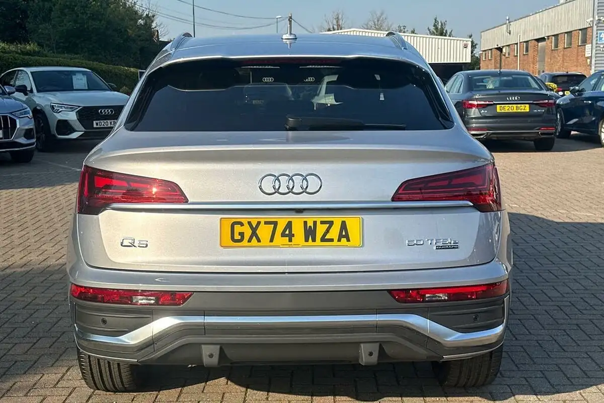 2024-audi-q5-20-50-tfsi-e-s-line-sportback-big-5
