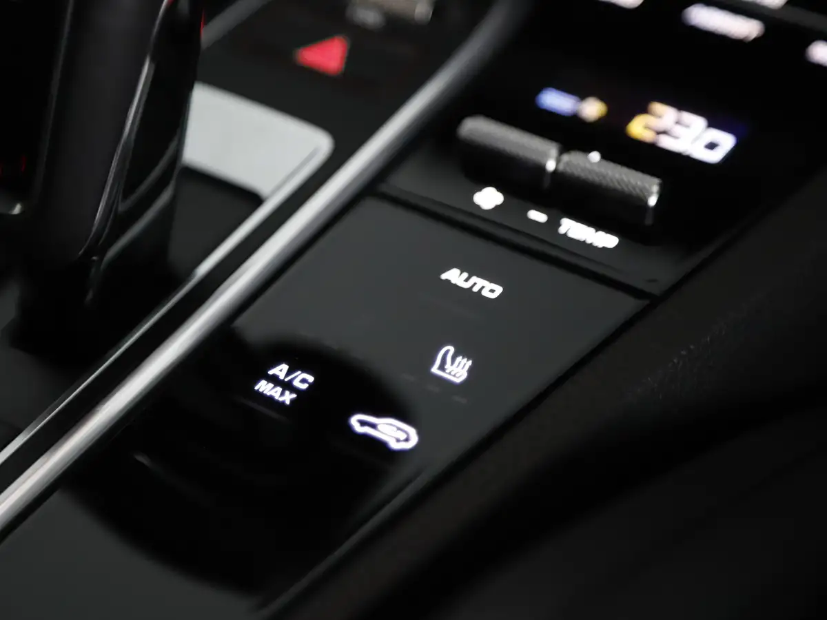 2022-porsche-cayenne-30-v6-platinum-edition-coupe-big-18