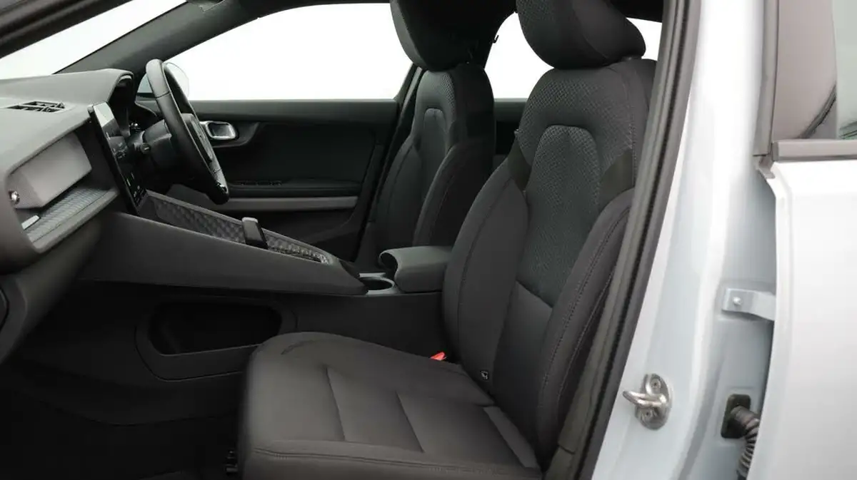 2022-polestar-polestar-2-e-ps2-165kw-standard-single-hatchback-big-14