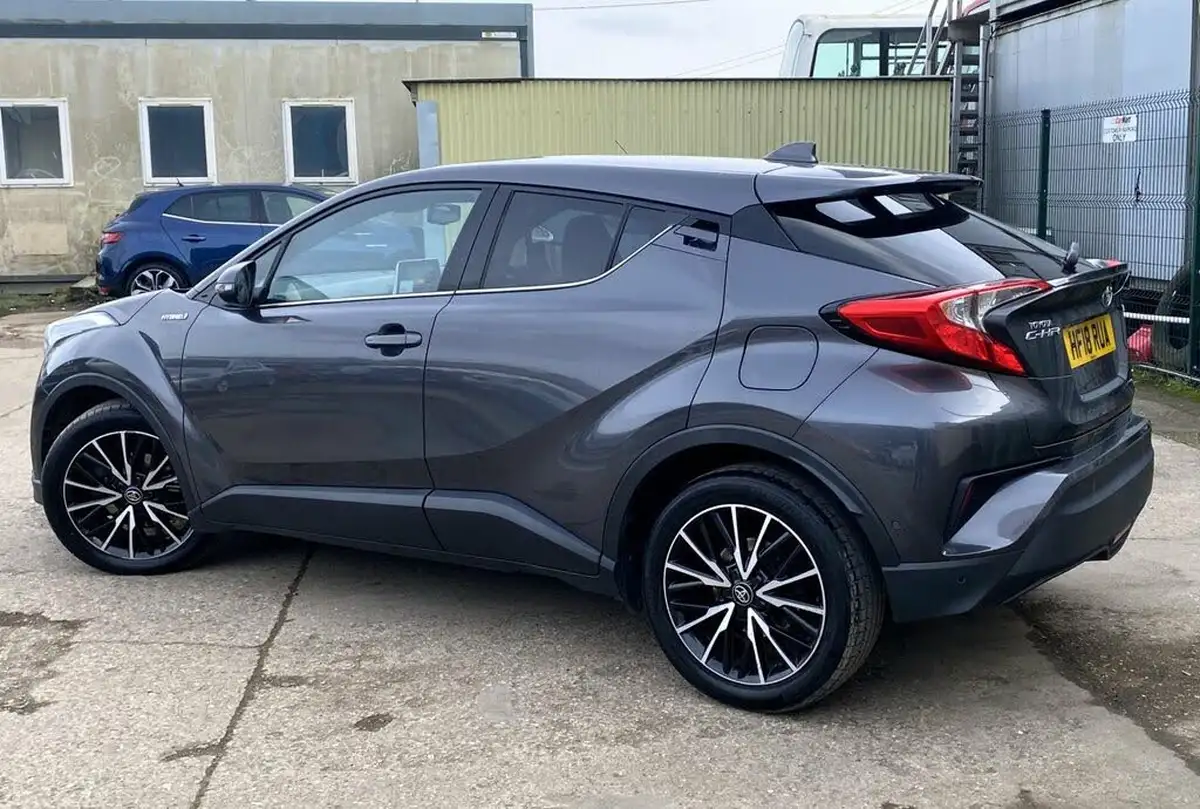2018-toyota-c-hr-18-vvt-i-excel-big-3