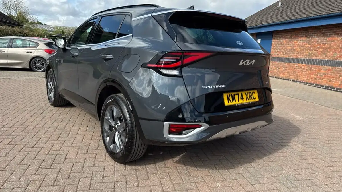 2024-kia-sportage-16-t-gdi-gt-line-207bhp-hev-auto-big-30