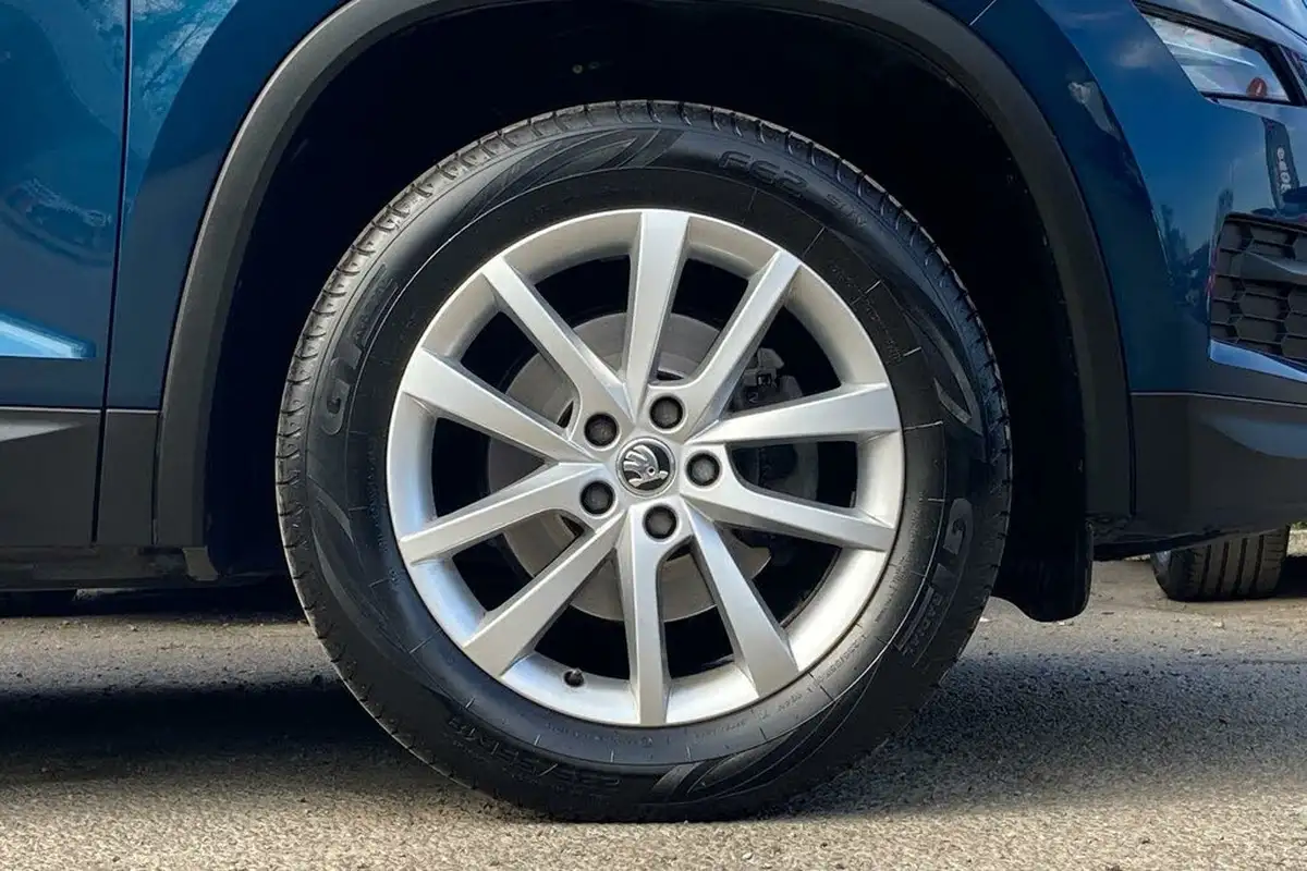 2021-skoda-kodiaq-15-tsi-se-5-big-24