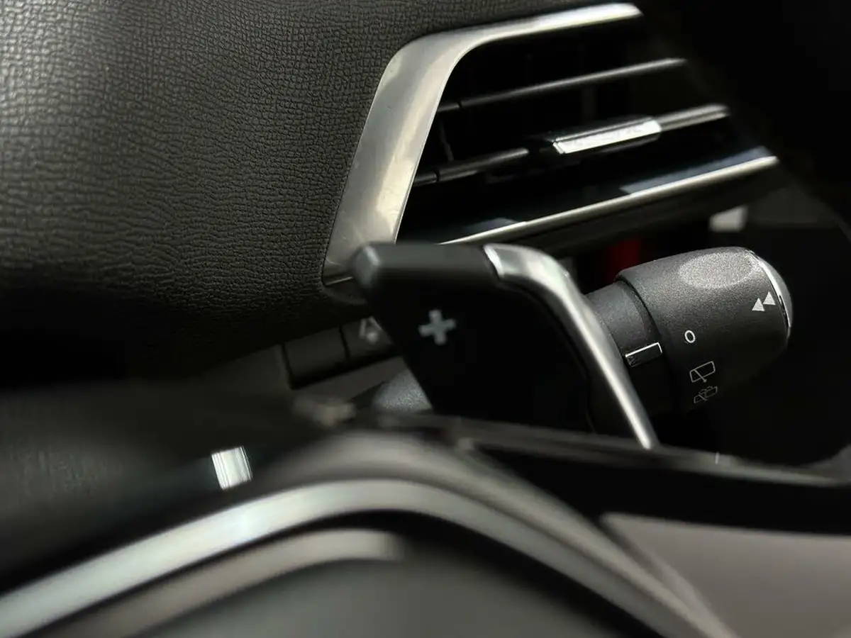 2021-peugeot-3008-suv-15-bluehdi-gt-eat8-big-14