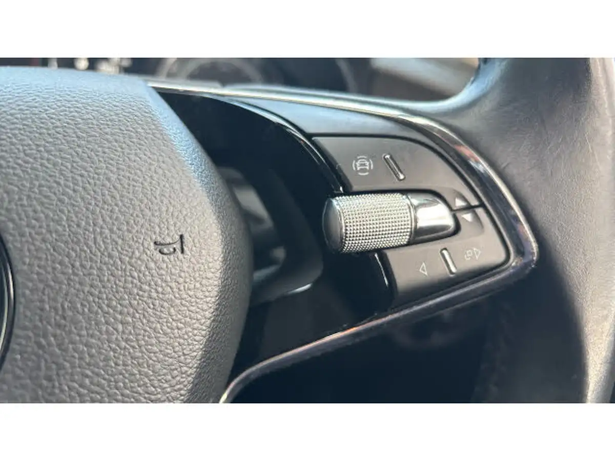 2020-skoda-kamiq-10-tsi-se-116ps-dsg-big-34