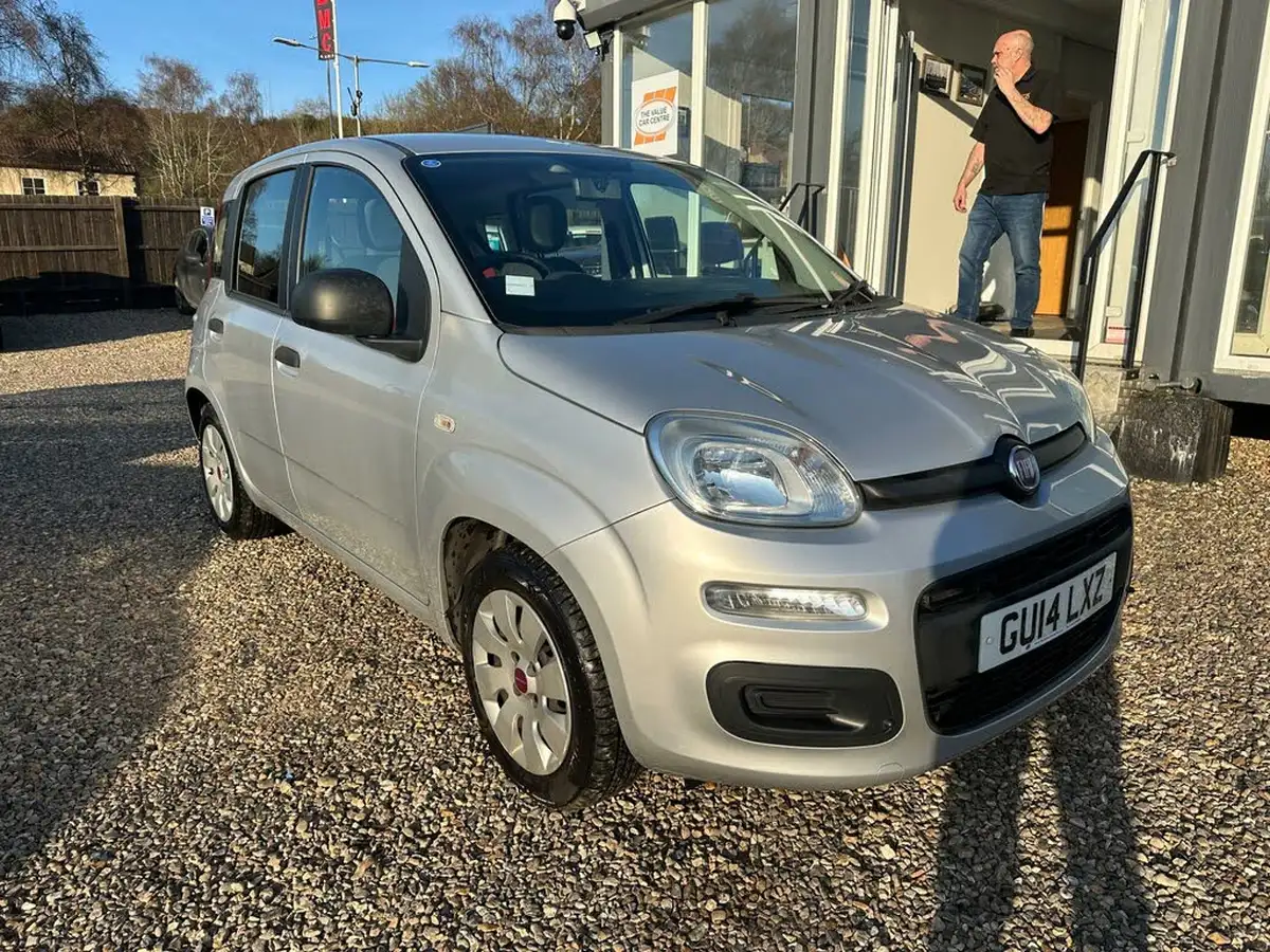 2014-fiat-panda-12-pop-big-0