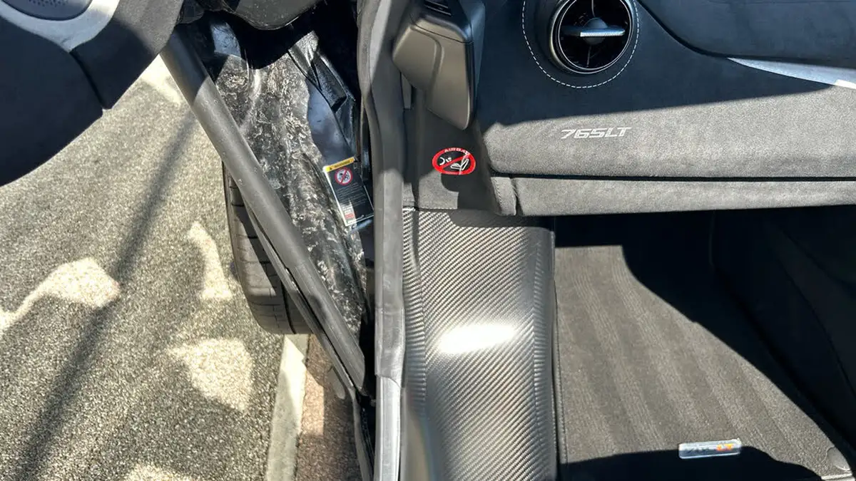 2022-mclaren-765lt-40-spider-big-25