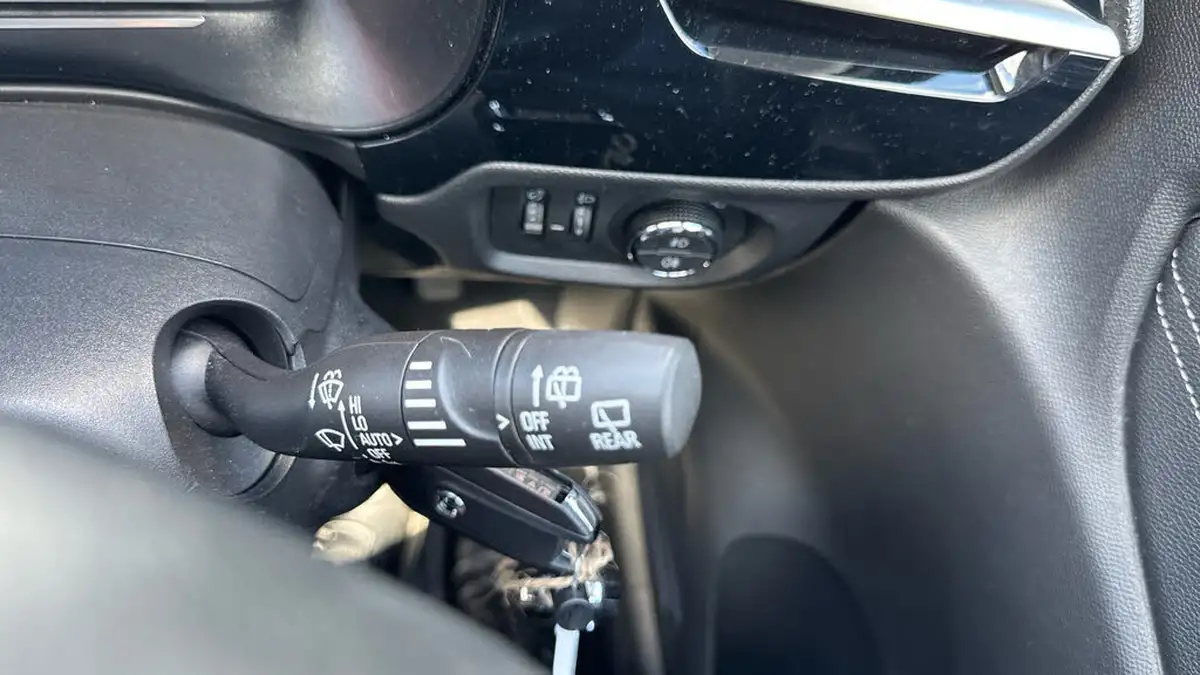 2022-vauxhall-corsa-12-turbo-elite-edition-auto-big-27