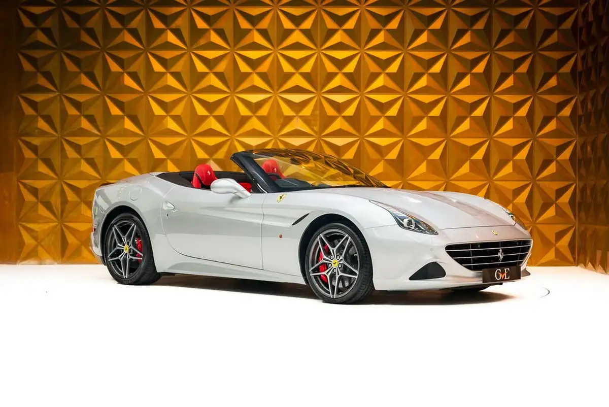 2015-ferrari-california-39-t-big-8