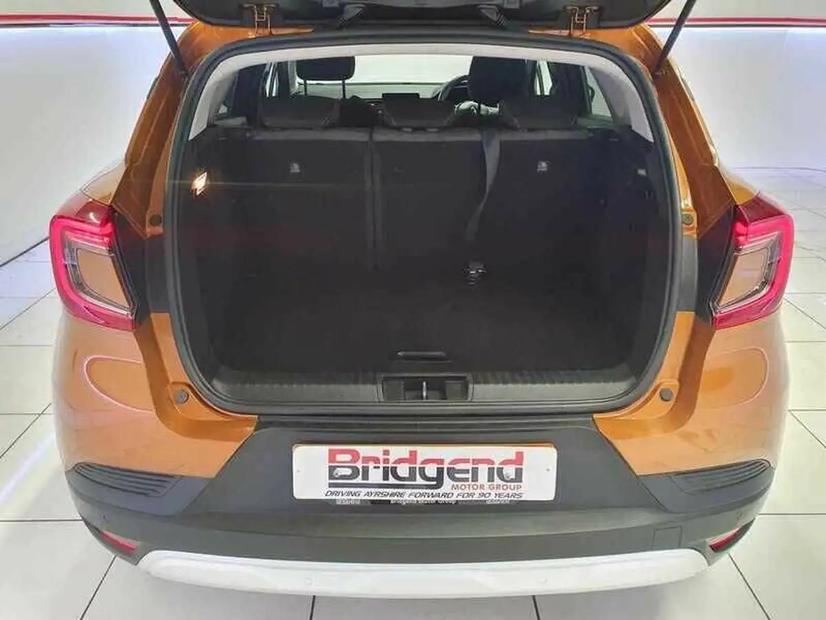2021-renault-captur-10-tce-iconic-edition-big-6
