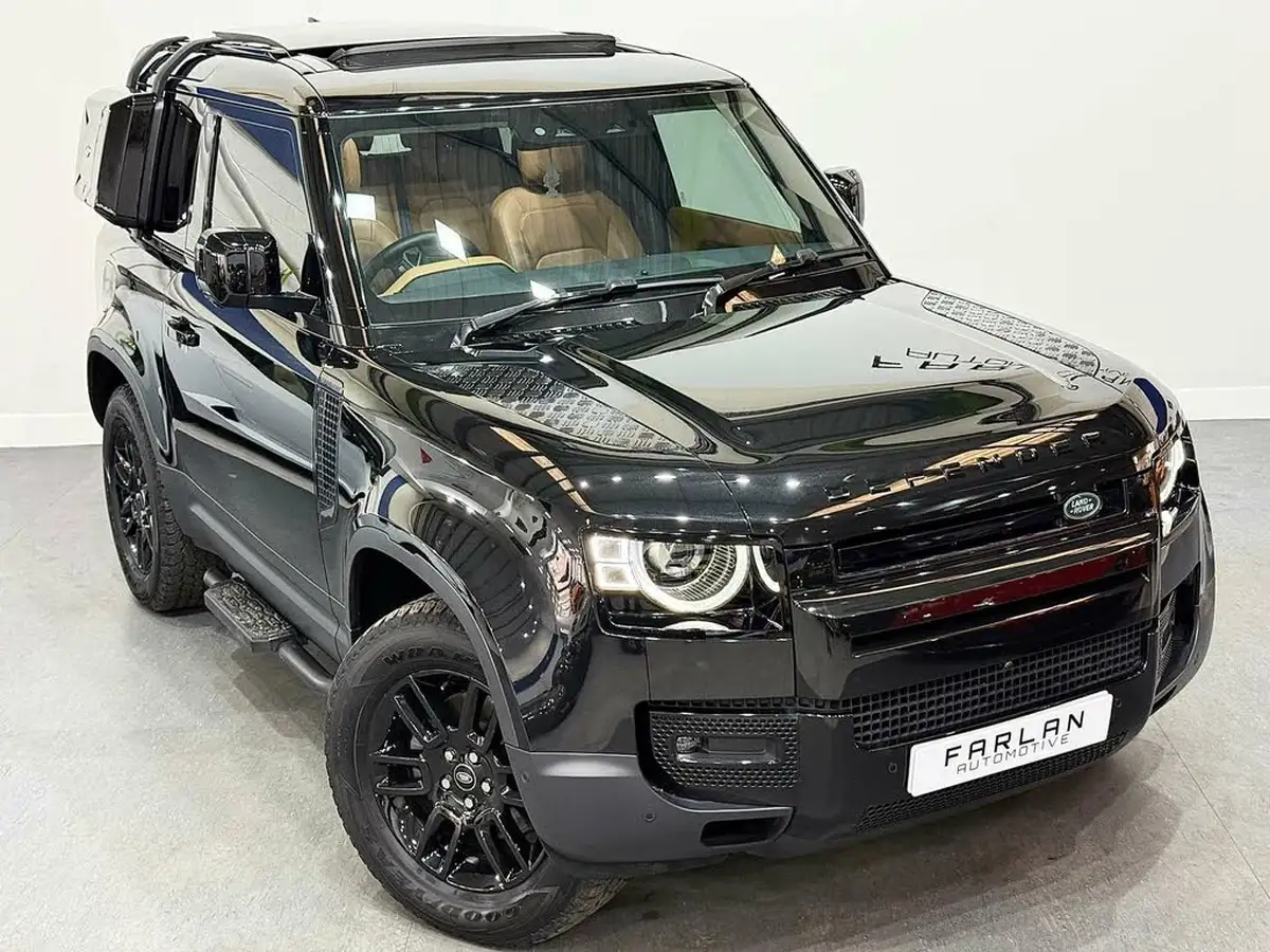 2022-land-rover-90-defender-30-d250-hse-big-7
