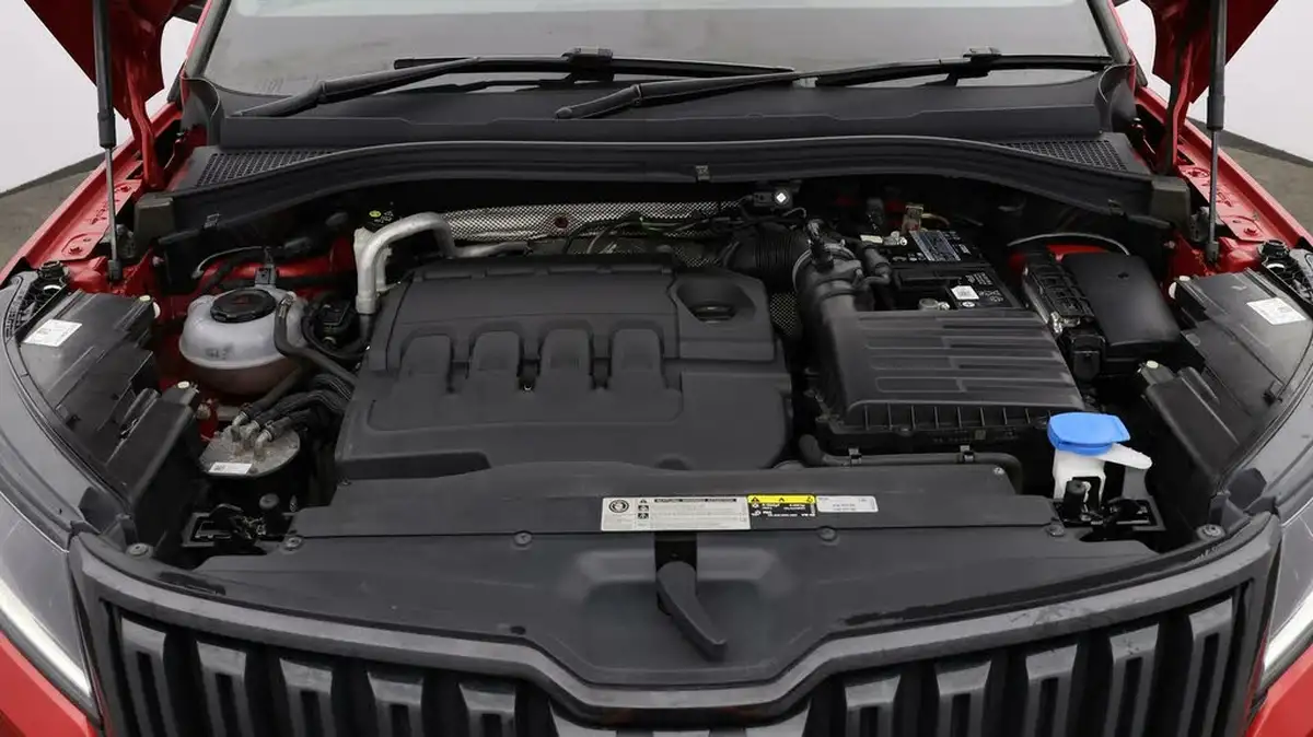 2019-skoda-kodiaq-20tdi-sportline-190ps-seats-scr-dsg-big-17