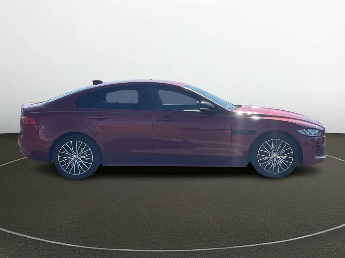 2019-jaguar-xe-20i-landmark-200ps-big-8