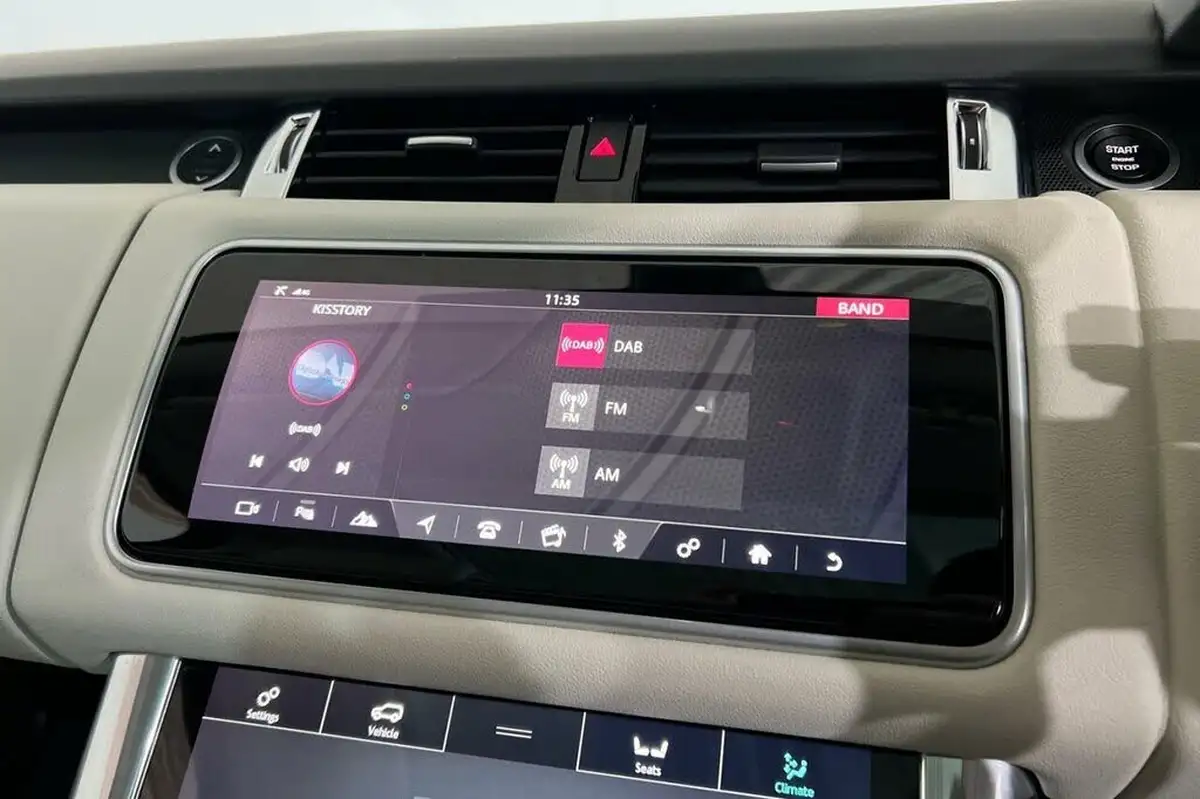 2021-land-rover-range-rover-sport-20-p400e-hse-silver-big-27