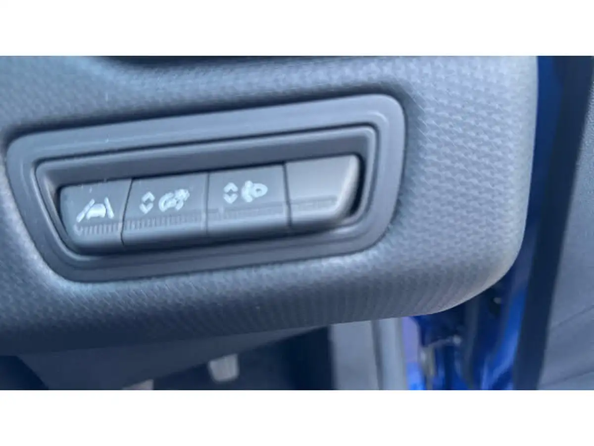 2021-renault-clio-10-tce-iconic-90ps-big-41