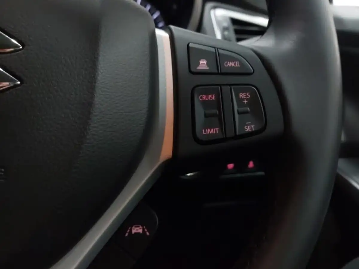 2023-suzuki-s-cross-14-boosterjet-motion-big-17