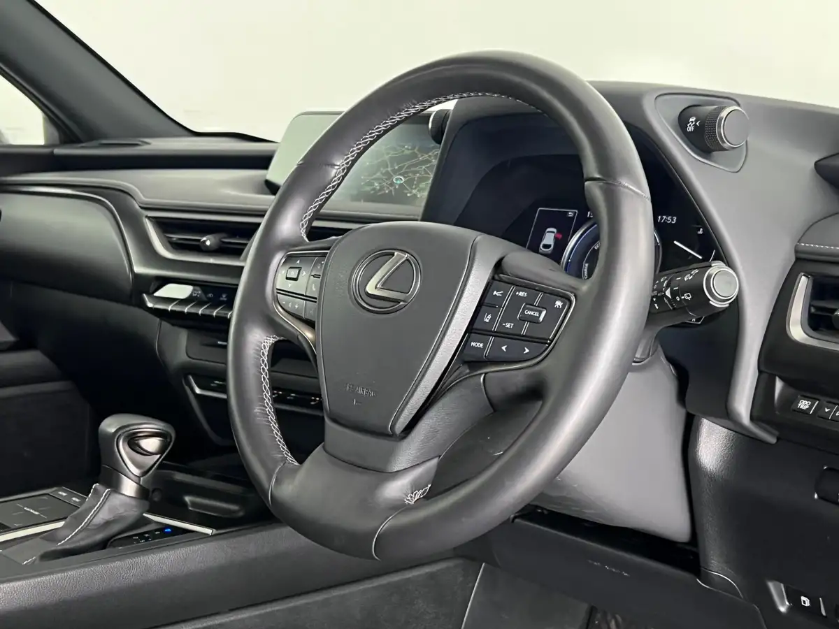 2022-lexus-ux-250h-20-ux-184bhp-premium-plus-pack-big-11
