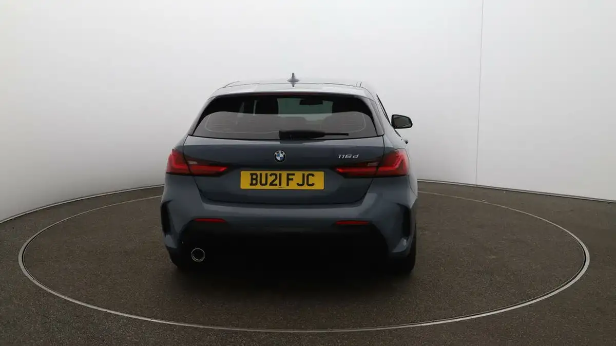 2021-bmw-1-series-15td-116d-m-sport-lcp-dct-big-50