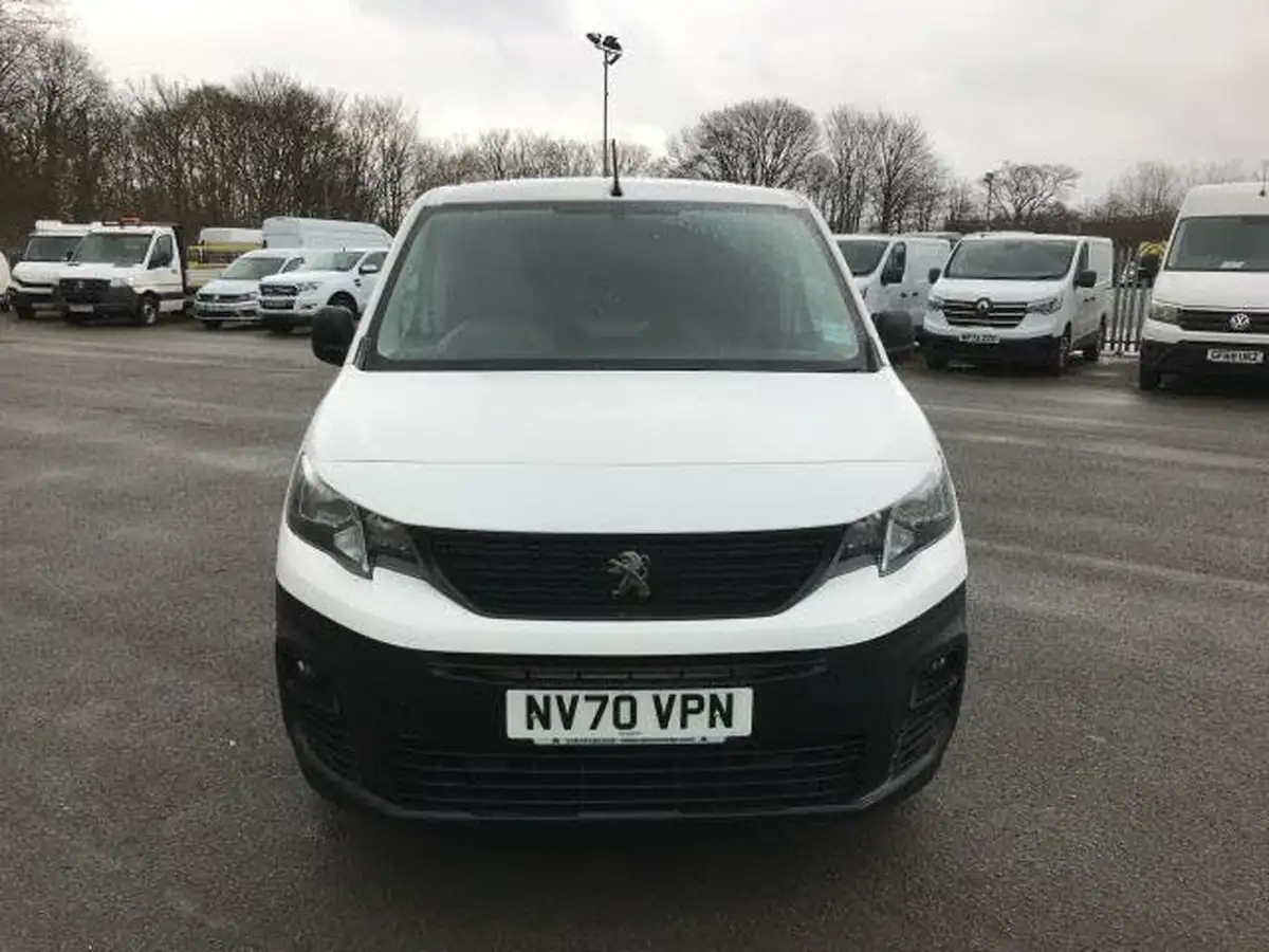 2021-peugeot-partner-15-bluehdi-1000-professional-100ps-eu6dt-panel-big-4