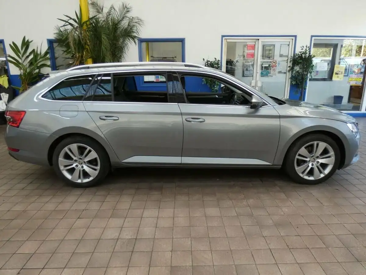 2021-skoda-superb-14-tsi-se-l-estate-big-21