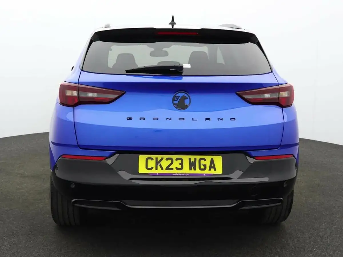 2023-vauxhall-grandland-12-gs-130ps-big-2