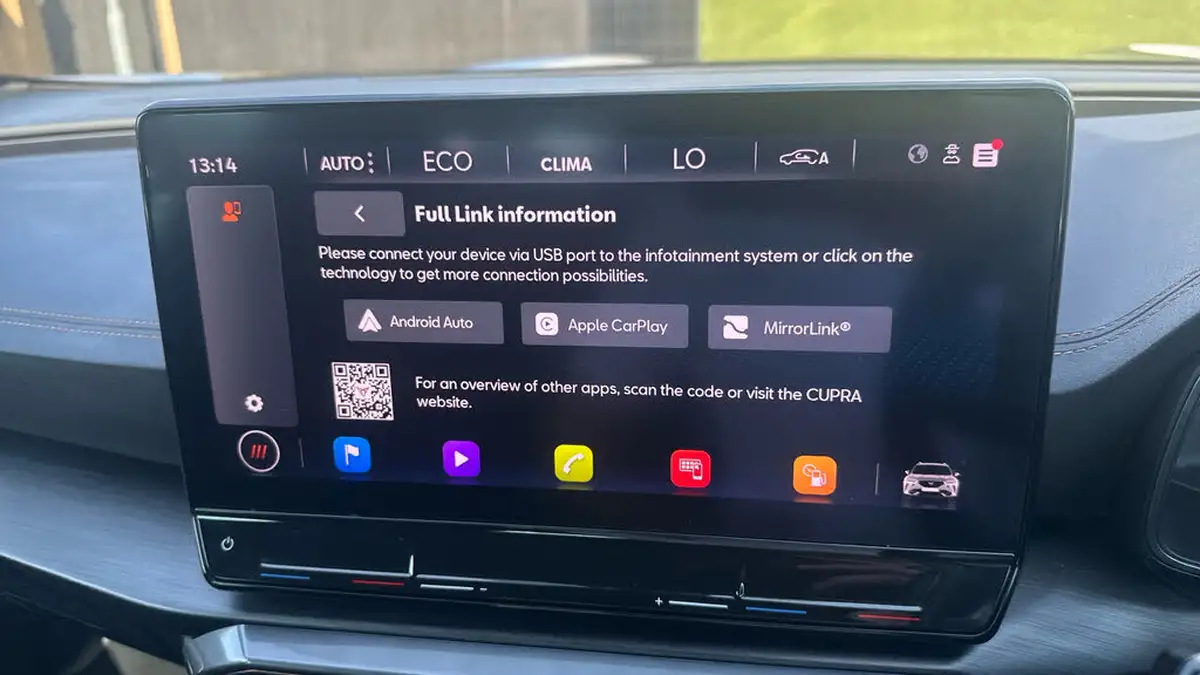 2021-cupra-formentor-14-e-hybrid-vz1-big-26