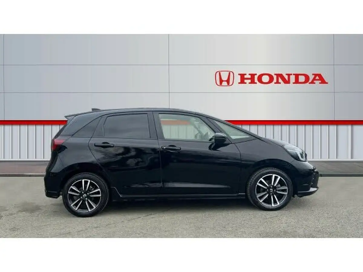 2023-honda-jazz-15-i-mmd-advance-sport-big-4