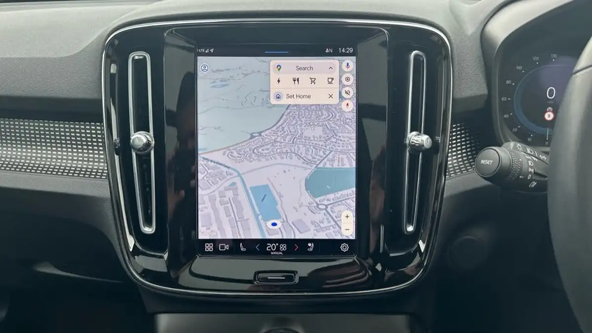 2021-volvo-c40-e-twin-recharge-pro-big-9