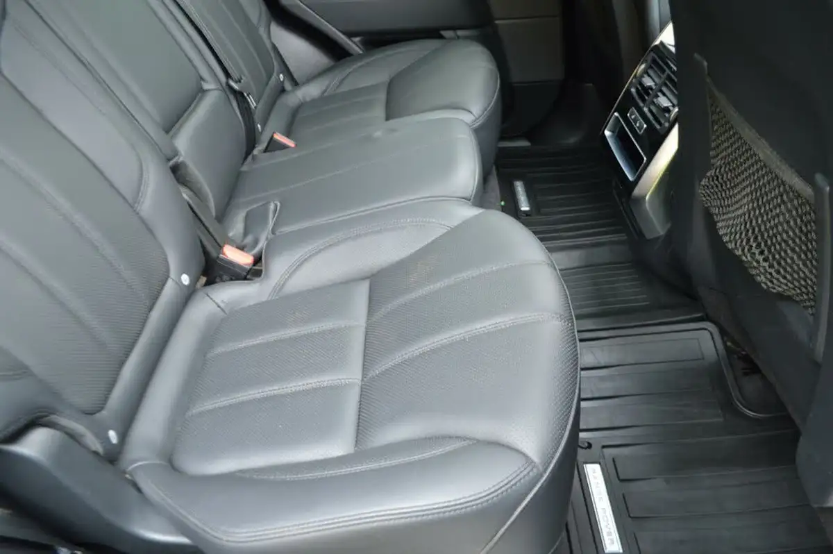 2017-land-rover-range-rover-sport-30-sd-v6-hse-306ps-big-38