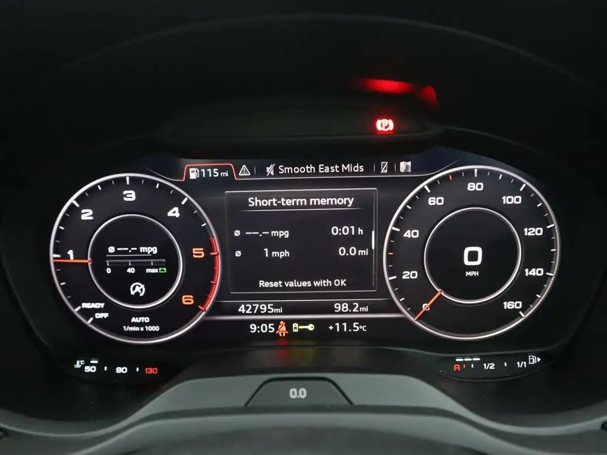 2018-audi-a3-16-30-tdi-s-line-saloon-4d-big-10
