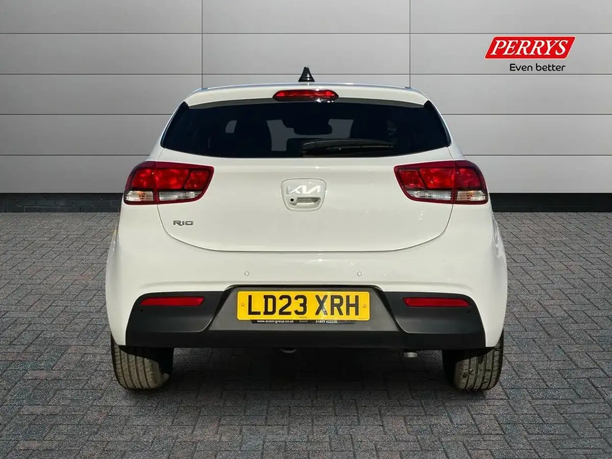 2023-kia-rio-10-t-gdi-3-dct-big-4