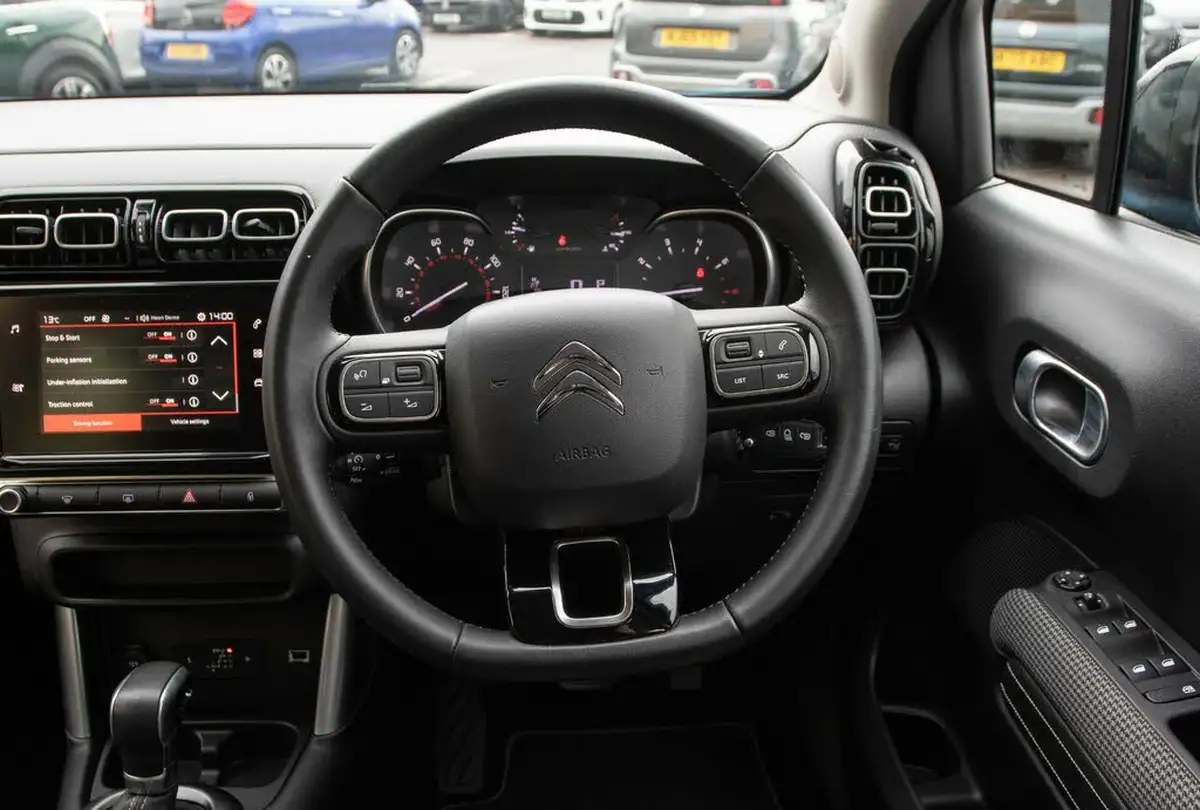 2018-citroen-c3-aircross-12-puretech-feel-110ps-ss-eat6-big-20
