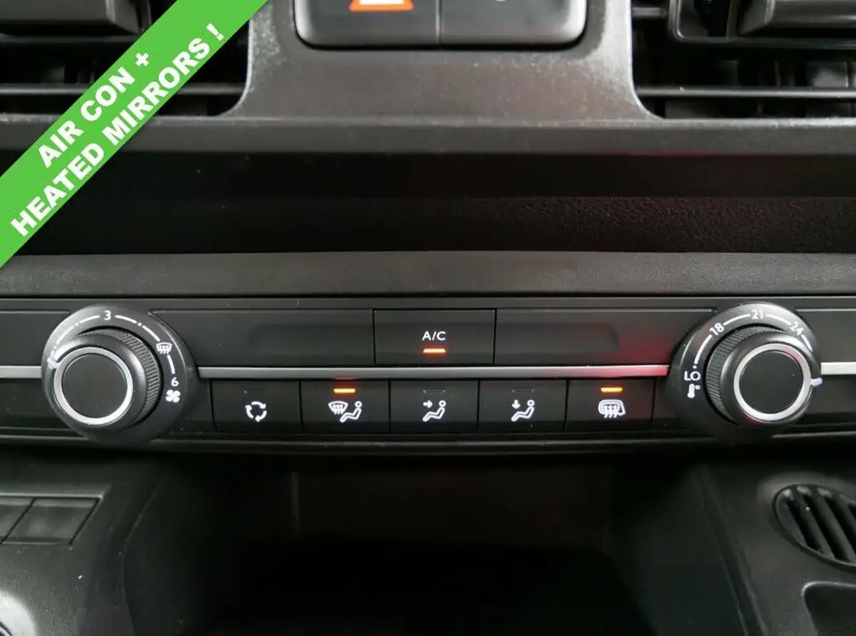 2021-toyota-proace-city-15d-icon-75hpeu6dt-e-l1-big-4