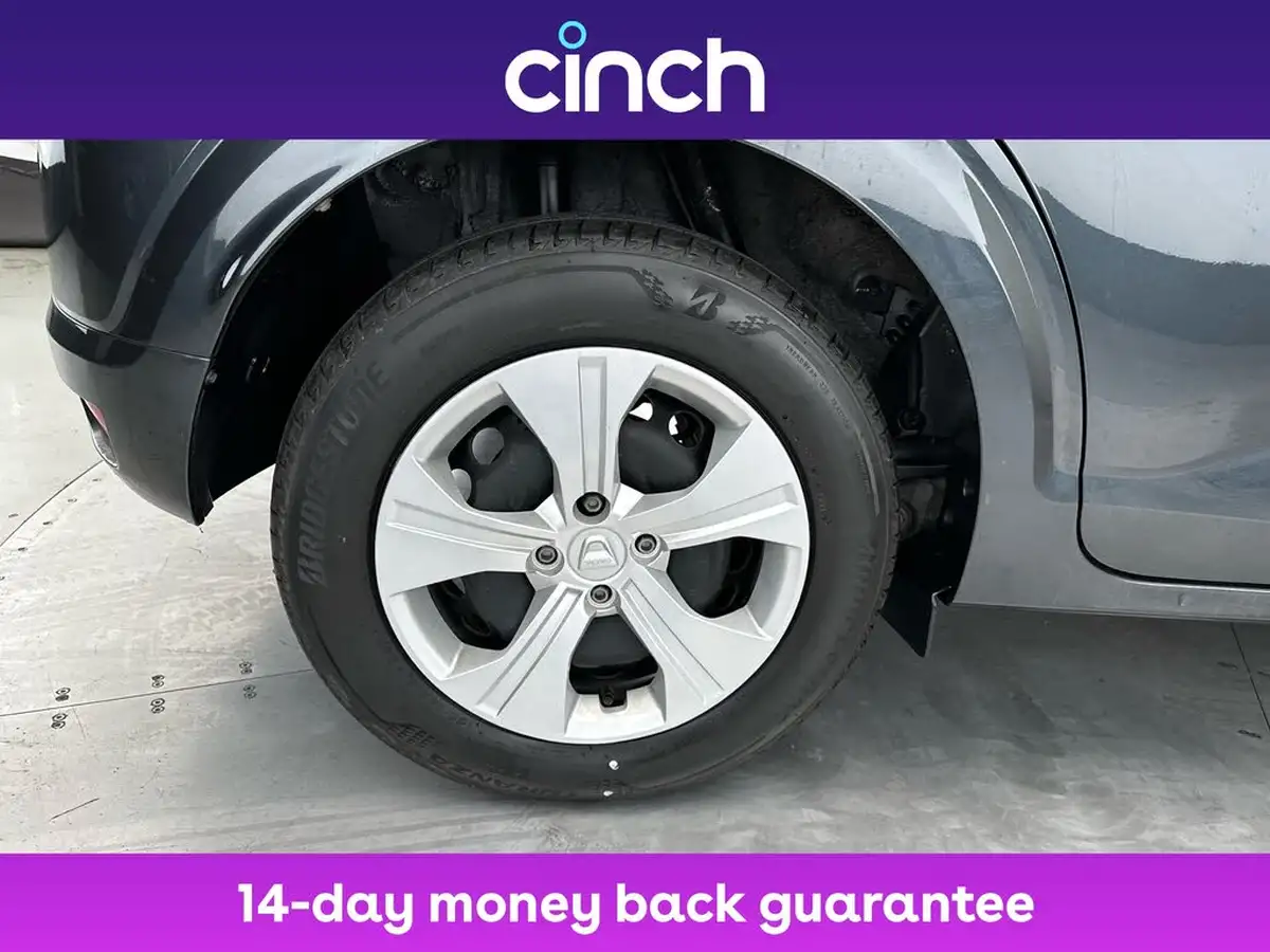 2021-dacia-sandero-10-sce-essential-big-18