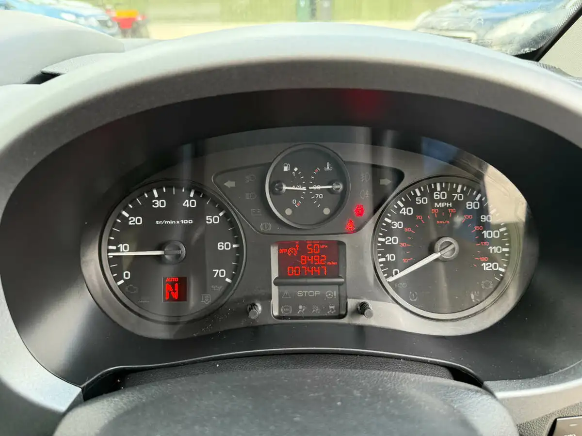 2018-citroen-berlingo-16bluehdi-multispace-flair-100bhp-ss-etg6-big-51