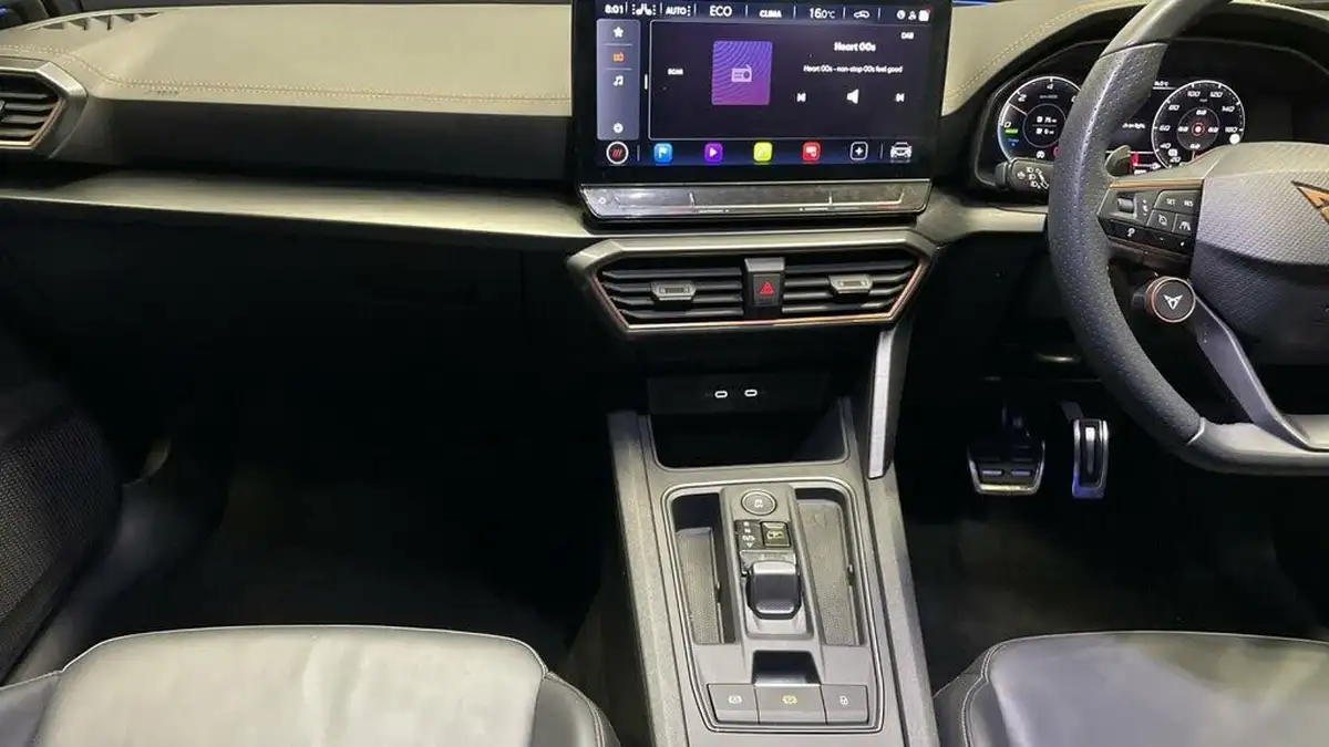 2024-cupra-formentor-14-e-hybrid-vz2-big-15