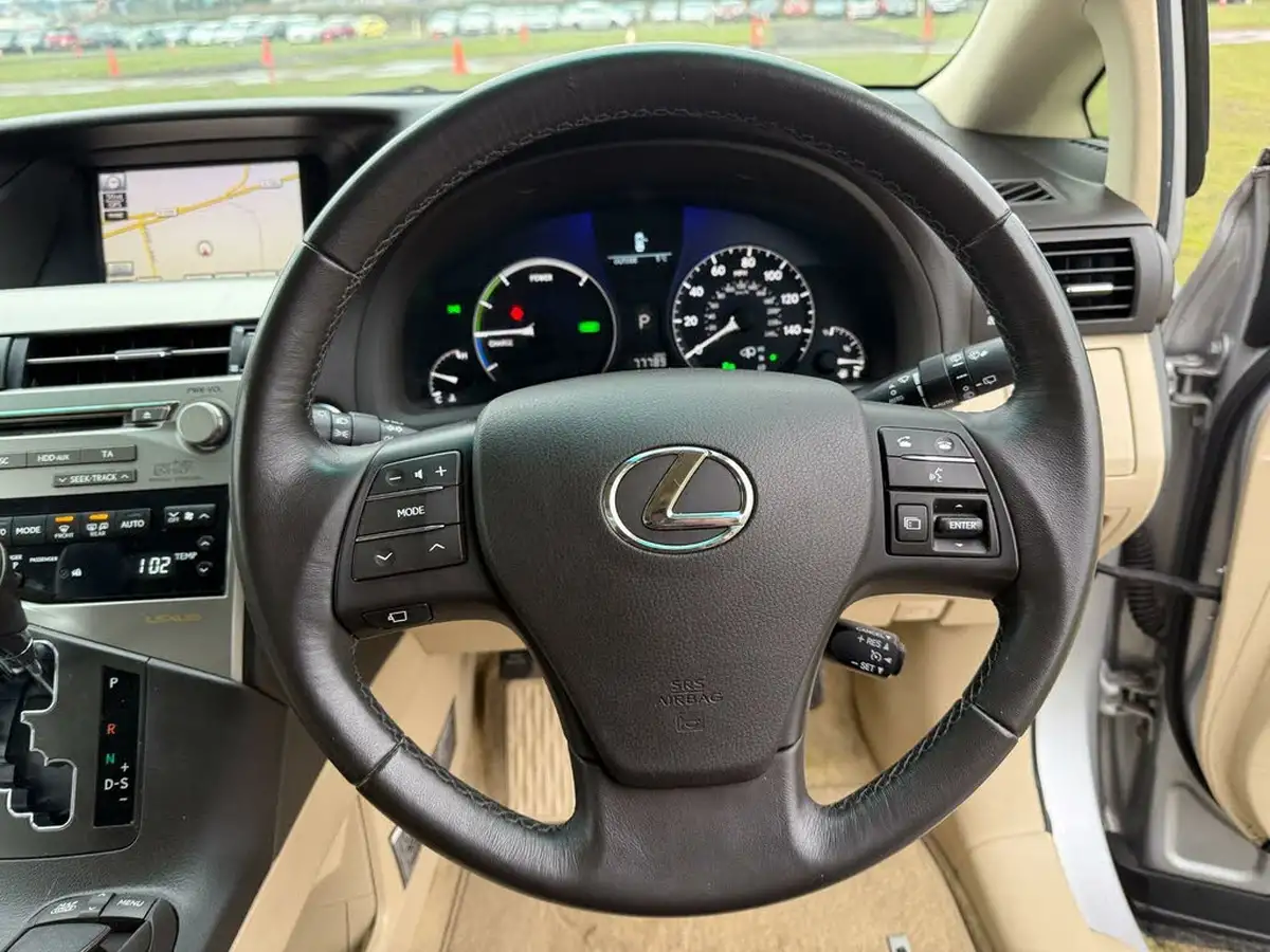 2010-lexus-rx-450h-35-se-l-4x4-big-9
