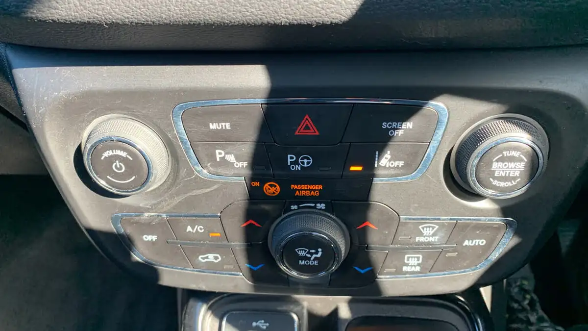 2019-jeep-compass-14-multiair-ii-limited-168bhp-4x4-auto-big-57