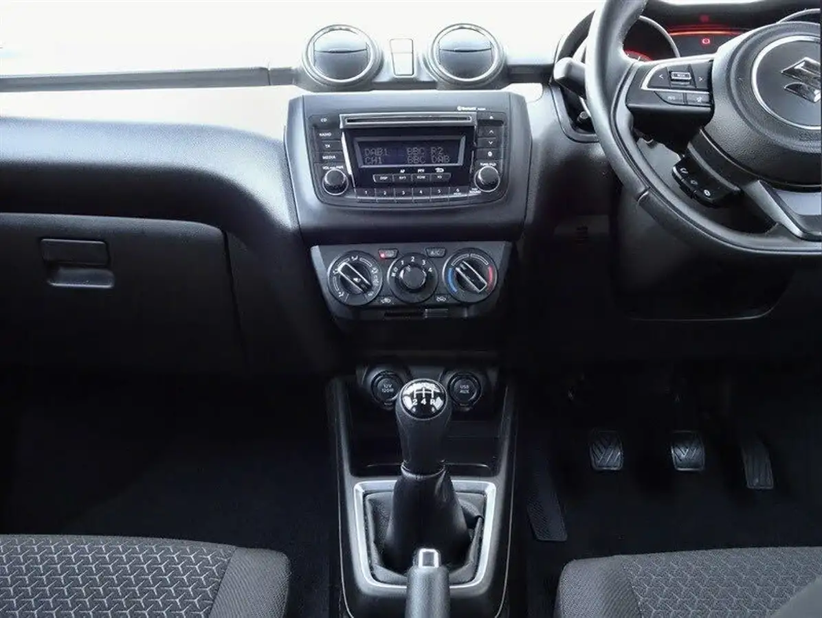 2022-suzuki-swift-12-dualjet-sz-l-big-14
