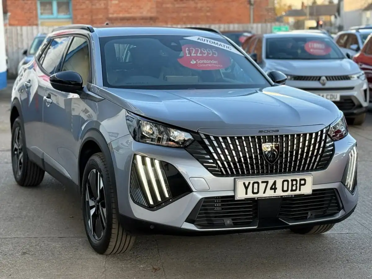 2025-peugeot-2008-suv-12-puretech-allure-130ps-eat8-big-9