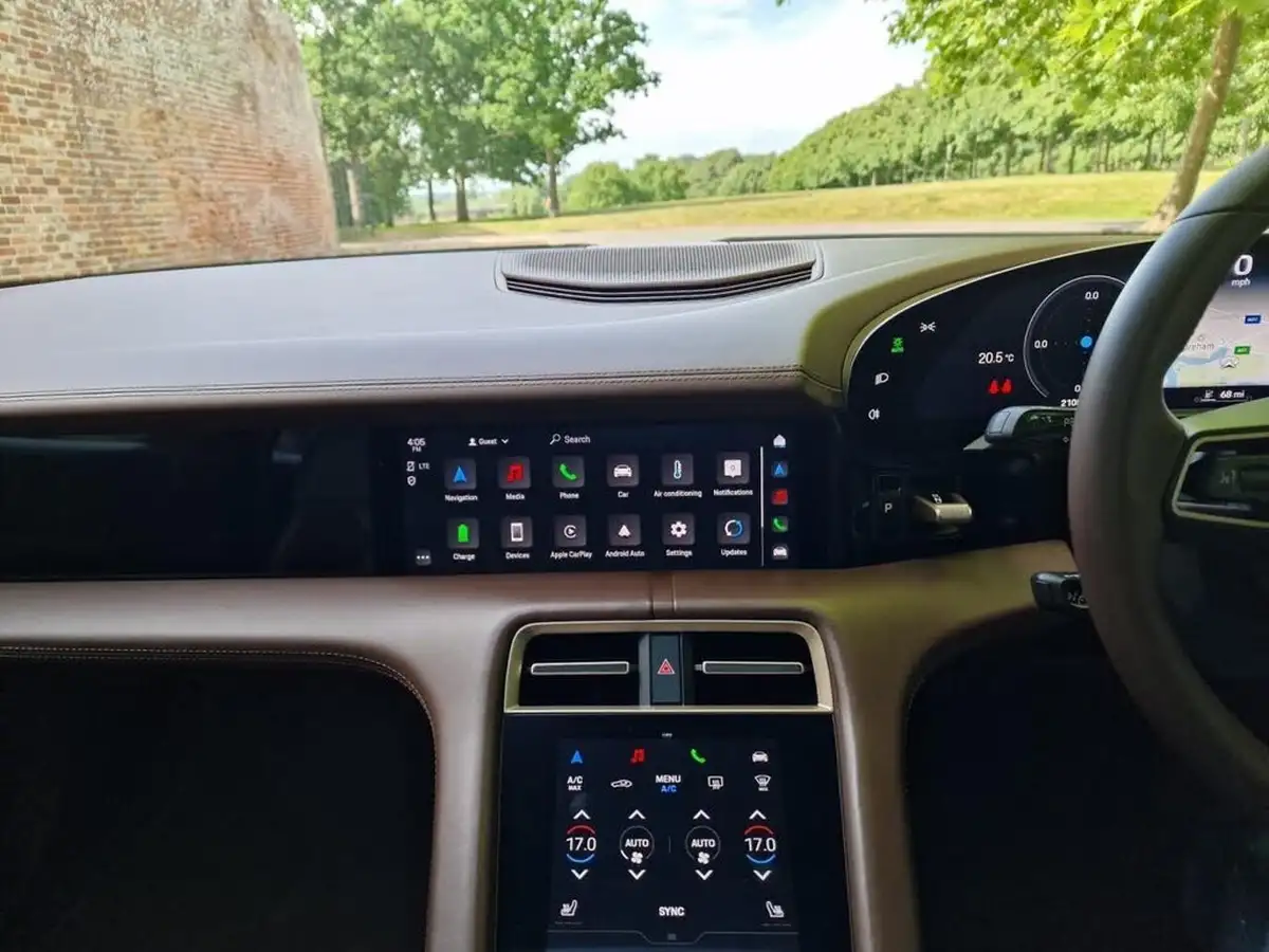 2020-porsche-taycan-e-4s-571ps-performance-battery-plus-big-16