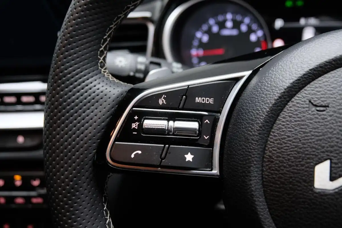 2024-kia-pro-ceed-15-t-gdi-gt-line-138bhp-dct-big-16