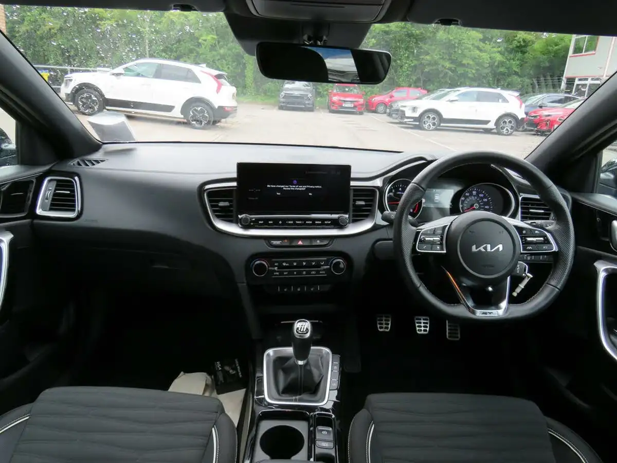 2024-kia-ceed-15-t-gdi-gt-line-138bhp-big-10