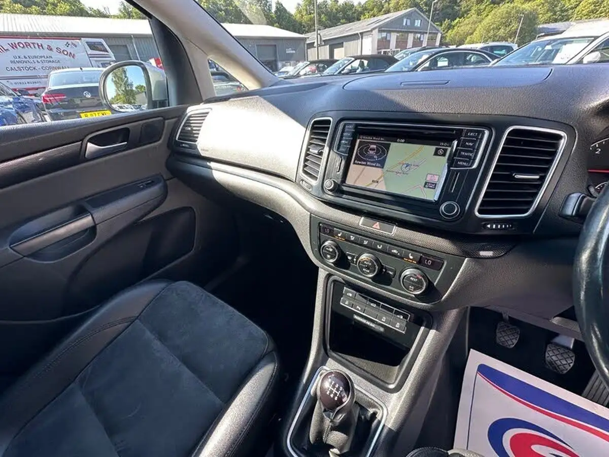 2015-seat-alhambra-20tdi-style-advanced-150ps-ecomotive-big-29