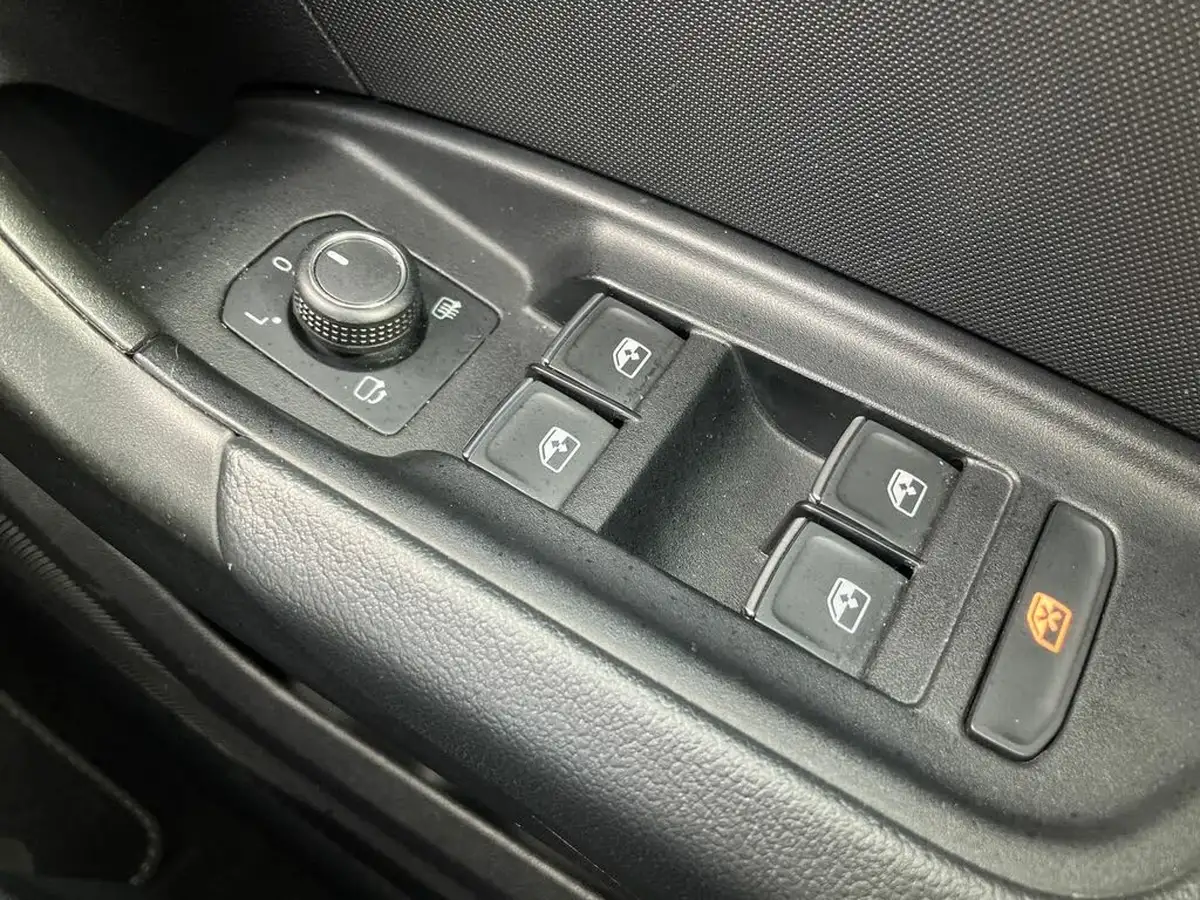 2021-audi-a1-10-30-tfsi-s-line-110ps-tronic-big-38