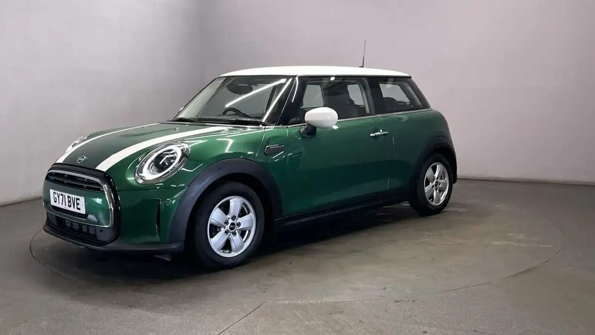 2021-mini-cooper-15-cooper-classic-hatchback-3d-auto-big-3
