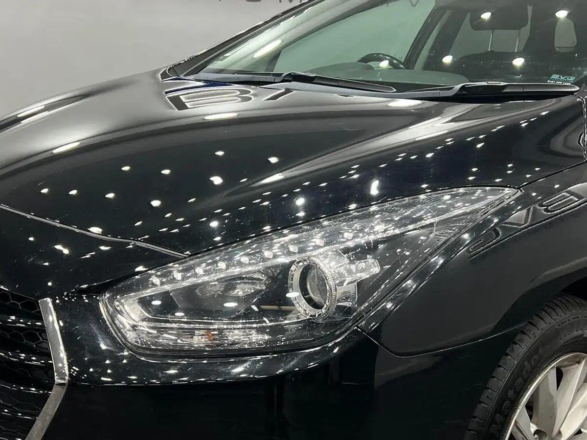2017-hyundai-i40-17crdi-se-nav-141ps-tourer-5d-big-14