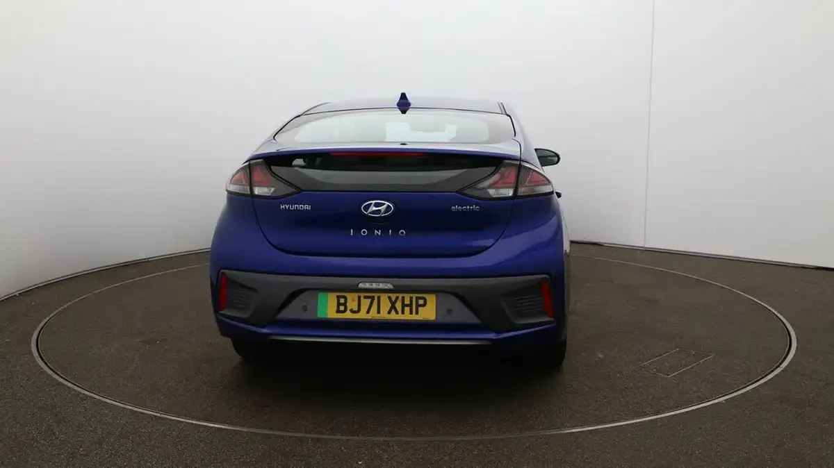 2022-hyundai-ioniq-e-premium-electric-big-56