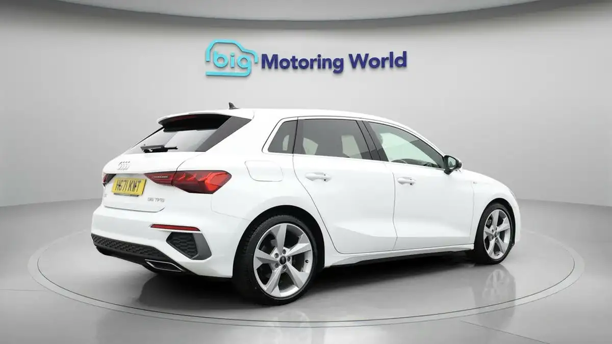 2022-audi-a3-15-35-tfsi-s-line-sportback-5d-tronic-big-6