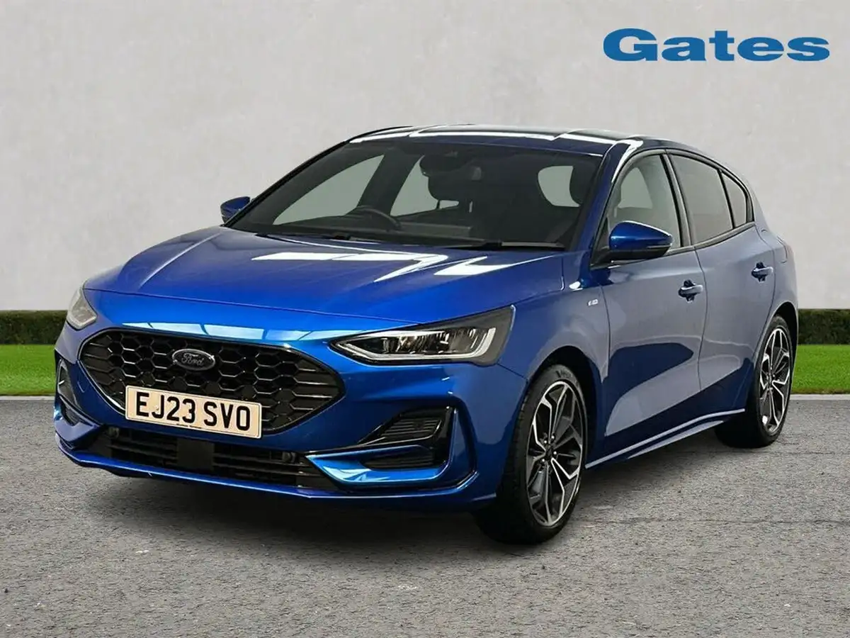 2023-ford-focus-10t-st-line-x-125ps-hatchback-big-2