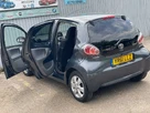 2011-toyota-aygo-10-aygo-go-vvt-i-5d-small-30